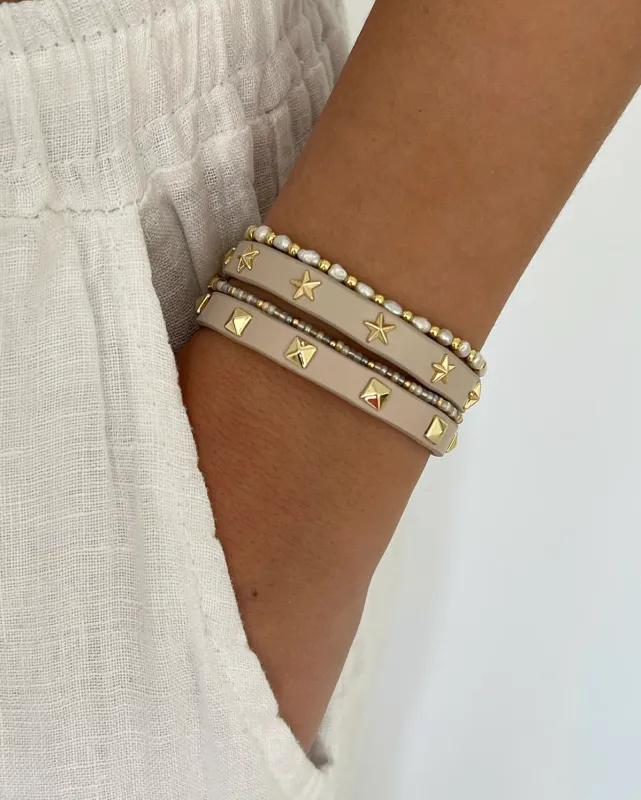 Dark LEATHER STUD BRACELET MINI SAND